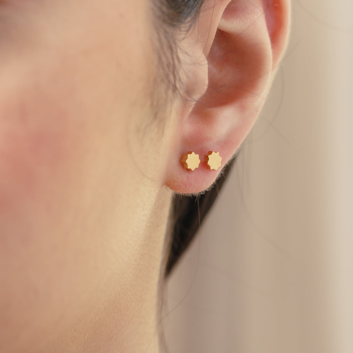 Saghir Signature Star Stud